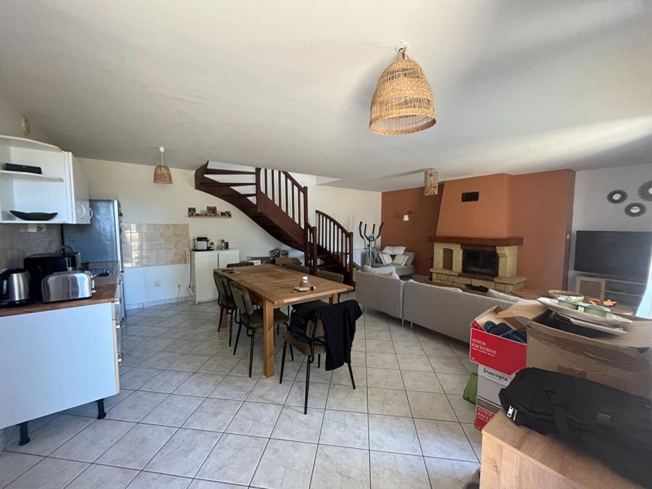 Ac3- location maison 
bedee
 1786868926
