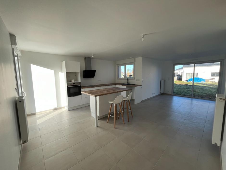 Ac3- location maison 
iffendic
 1787095925