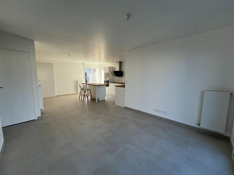 Ac3- location maison 
iffendic
 1787095925