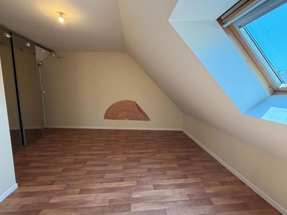 Ac3- vente appartement 
montfort sur meu
 1786868901