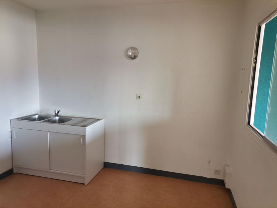 Ac3- vente appartement 
montfort sur meu
 1786868904