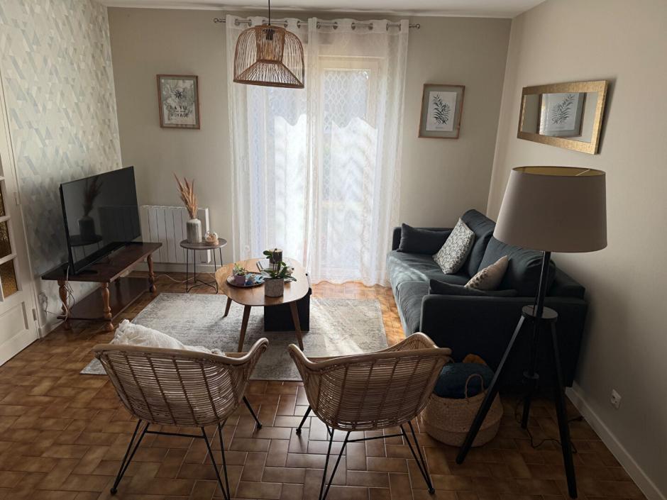 Ac3- vente maison 
cintre
 1788391805