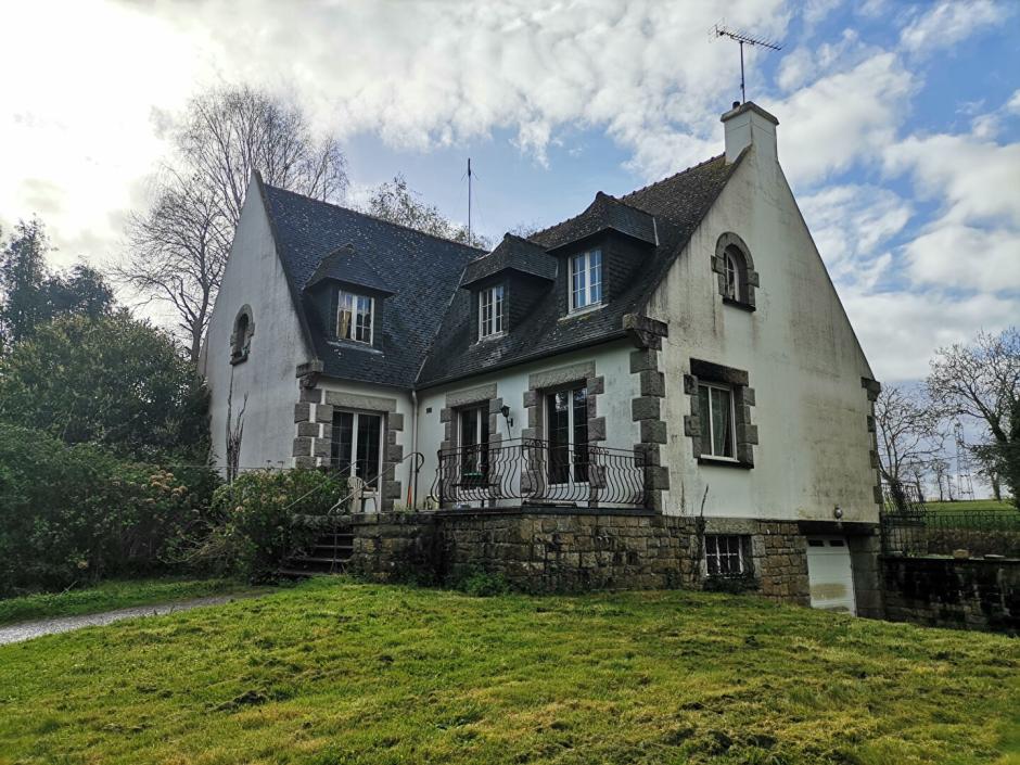 Ac3- vente maison 
epiniac
 1786868913