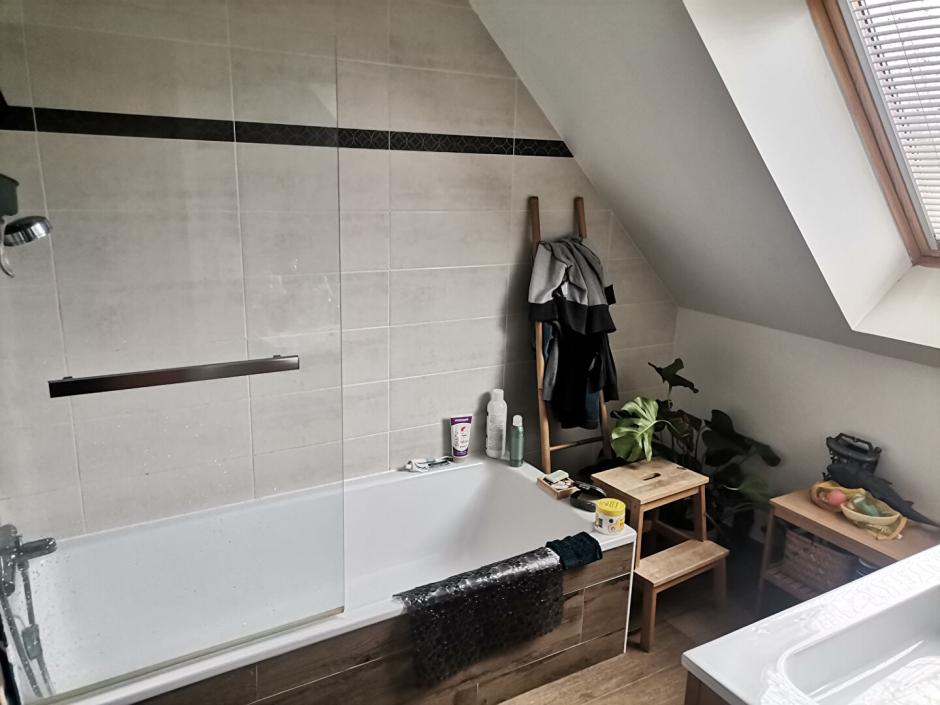 Ac3- vente maison 
janze
 1786868908