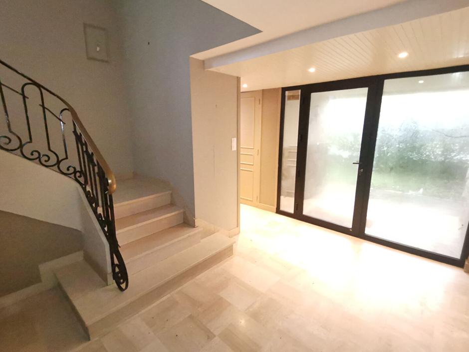 Ac3- vente maison 
janze
 1786868918